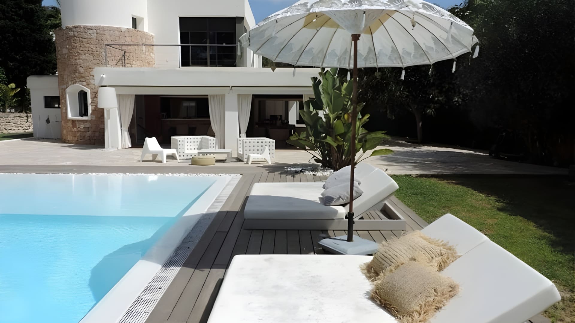 Villa Deror — 2