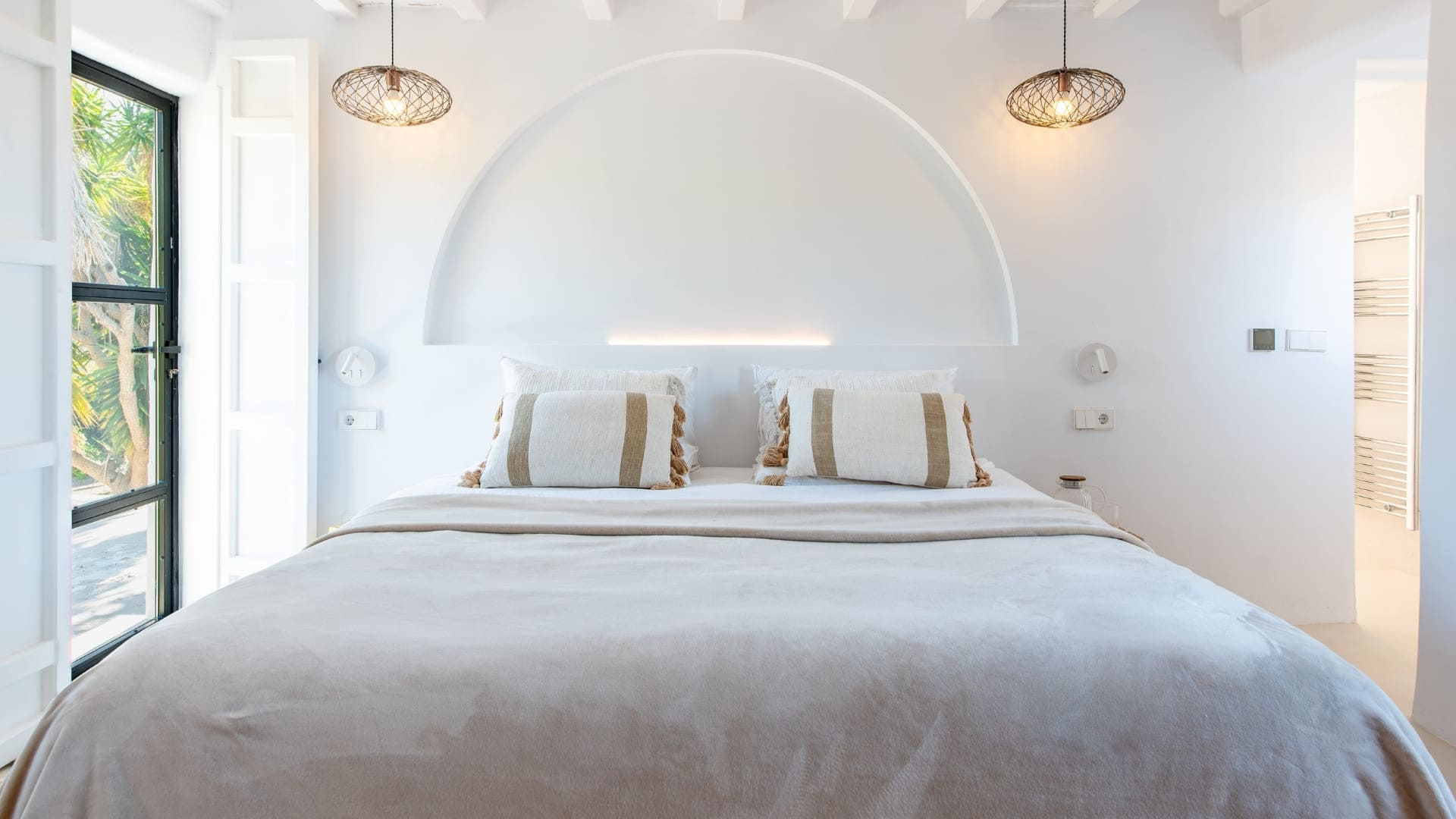 Villa Nava — 1